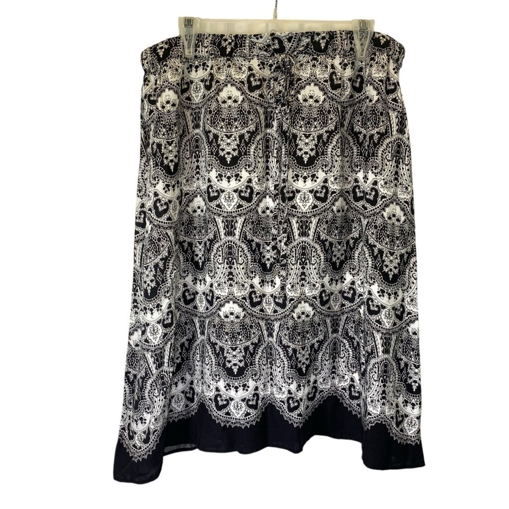 CHRISTOPHER & BANKS Women's size Large floral damask style print midi skirt